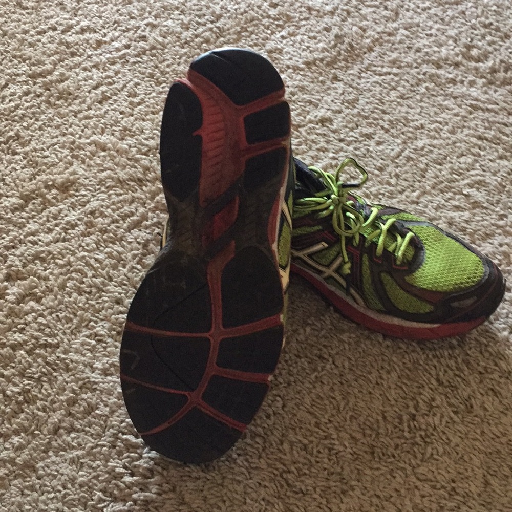 ASICS Running Shoes - Picture 3 of 8